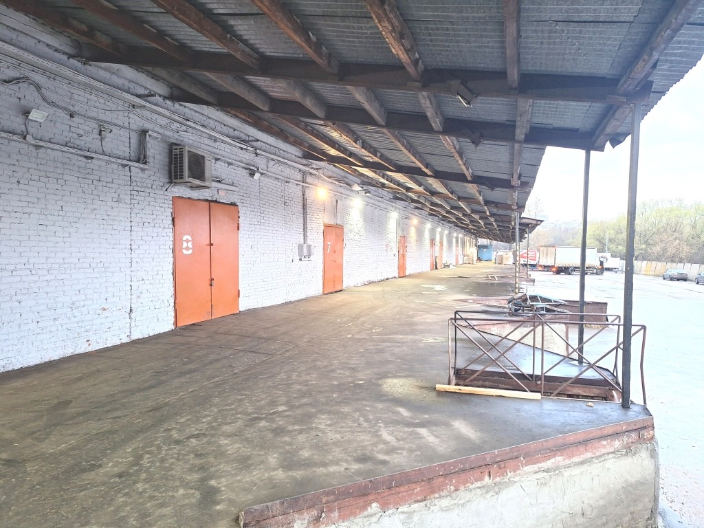 СКЛАД 240 КВ.М. ЗА 264 000 РУБ. В МЕСЯЦ